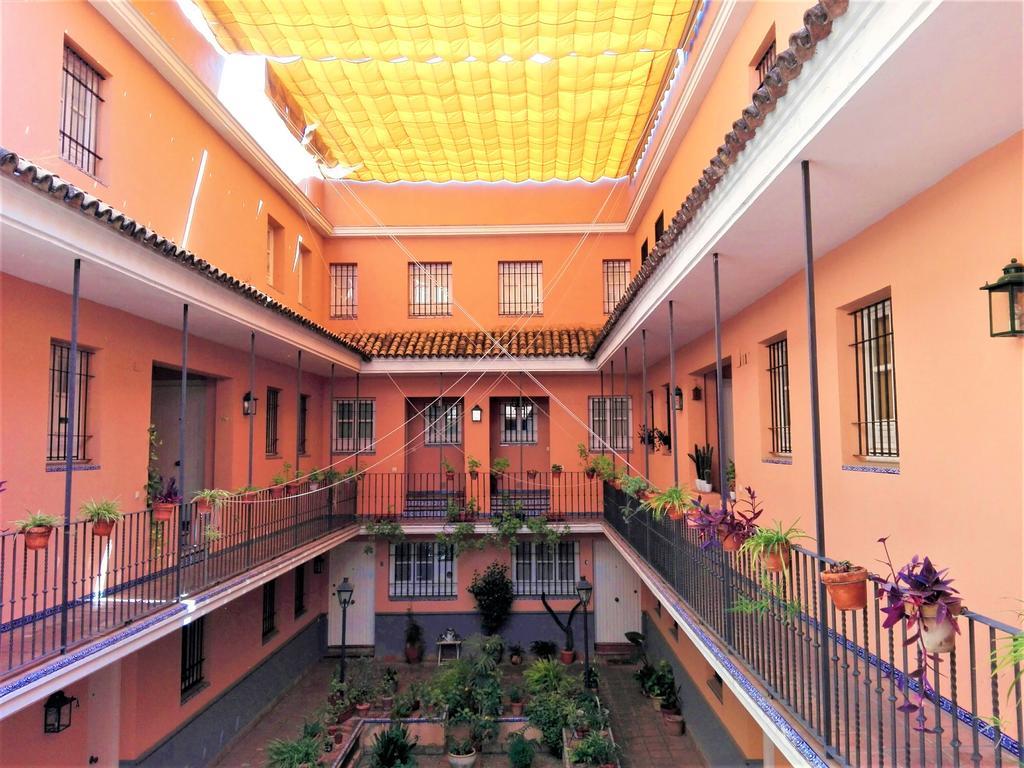 Duplex En Corral De Vecinos San Bernardo Lejlighed Sevilla Eksteriør billede